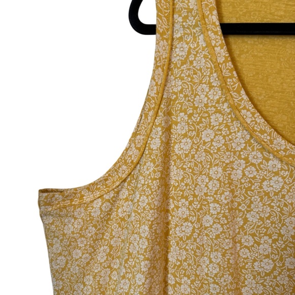 NWT Wonderly Summer Floral Tank PLUS: 4X #CL - Picture 2 of 9